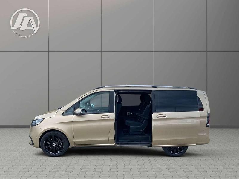 Gebraucht Mercedes V300 Style 237 PS (174 kW) 2024 Kalaharigold Van / Kleinbus