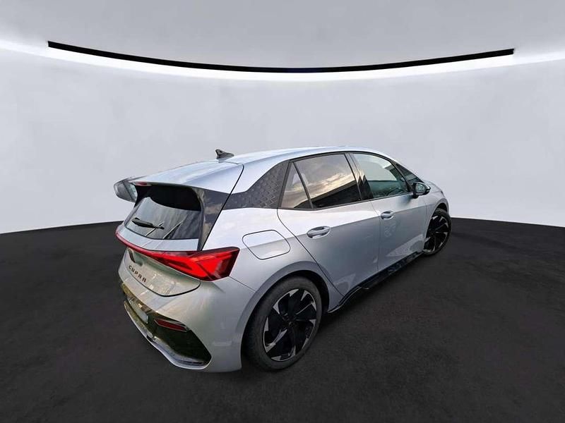 Gebraucht Cupra Born 169 kW (231 PS) 2023 Geysirsilber (metallic) Kleinwagen