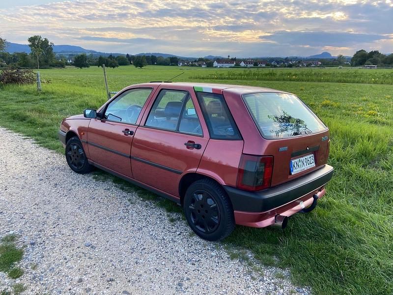 Rot Gebraucht 1994 Fiat Tipo Kleinwagen | 1.800 € - Bild 1/4