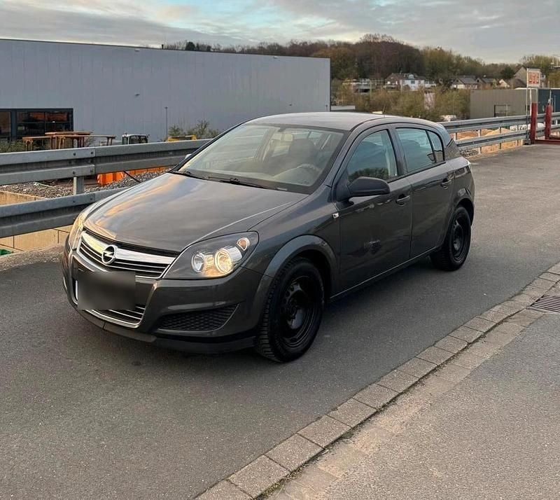 Gebraucht Opel Astra 116 PS (85 kW) 2009 Grau Kleinwagen