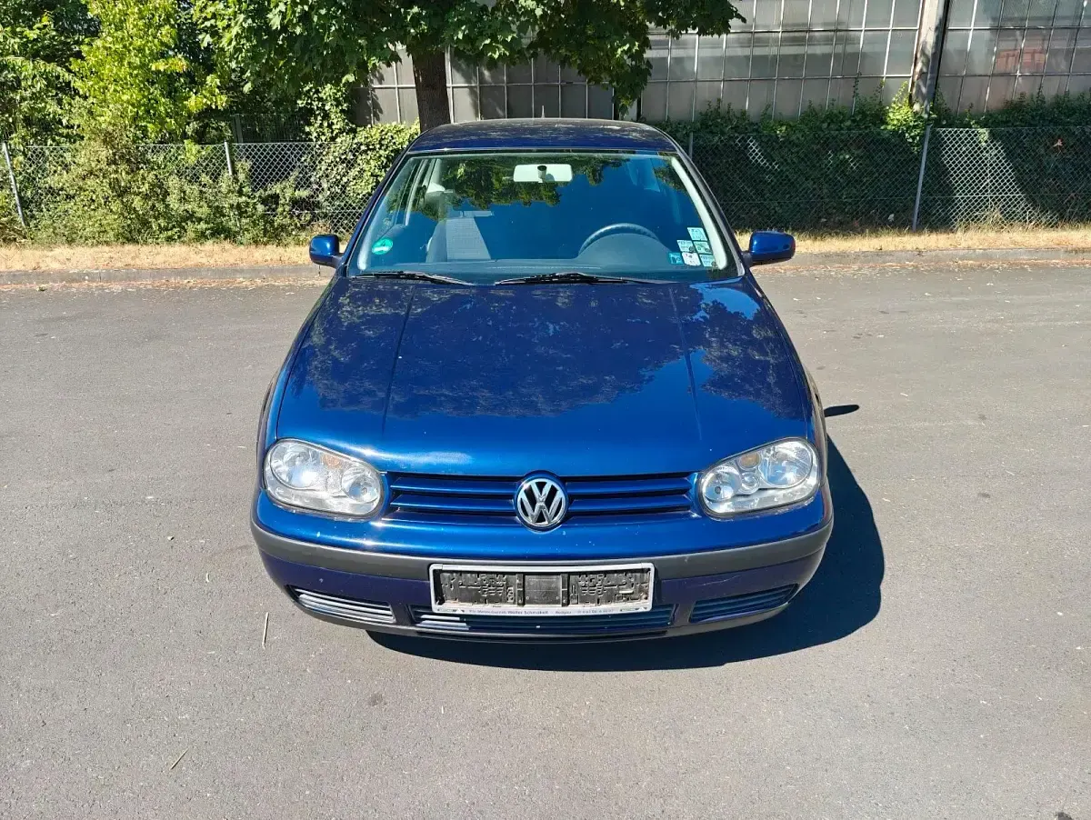 Gebraucht VW Golf IV Edition 75 PS (55 kW) 2001 Blau Coupé