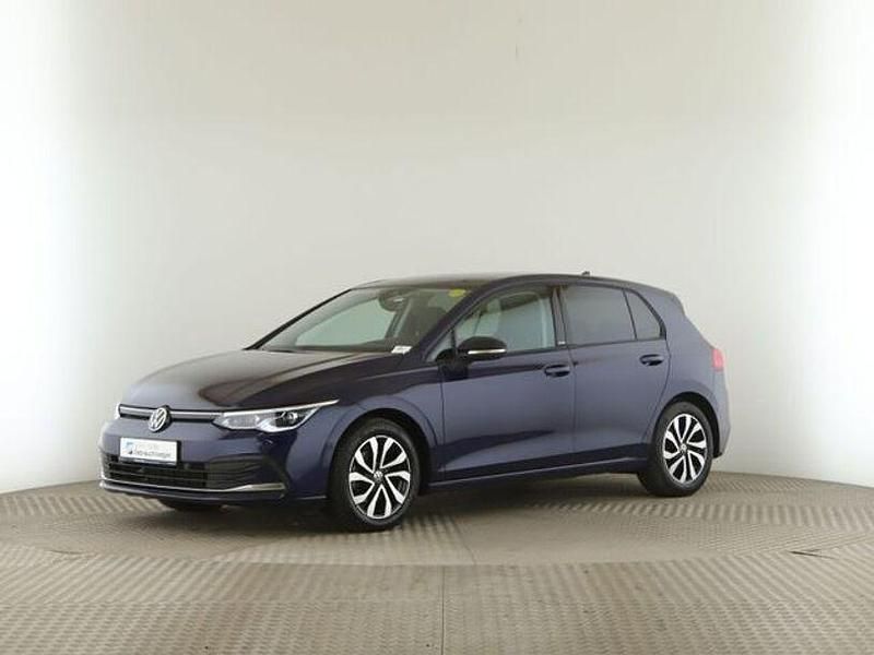 Gebraucht VW Golf VIII Active 150 PS (110 kW) 2022 Blau Limousine