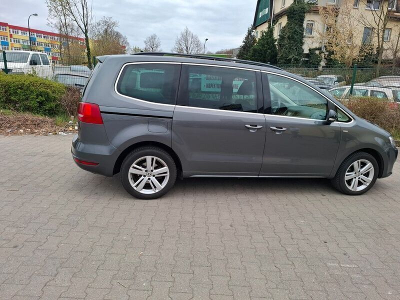 Gebraucht VW Sharan Match 140 PS (102 kW) 2012 Grau Van / Kleinbus