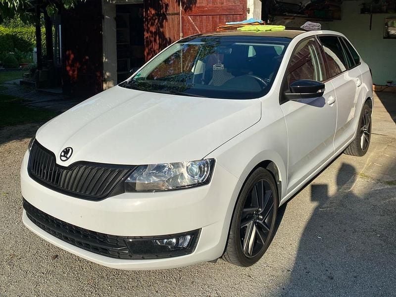 Weiß Gebraucht 2016 Skoda Rapid Kleinwagen | 9.890 € (Fairer Preis) - Bild 1/4