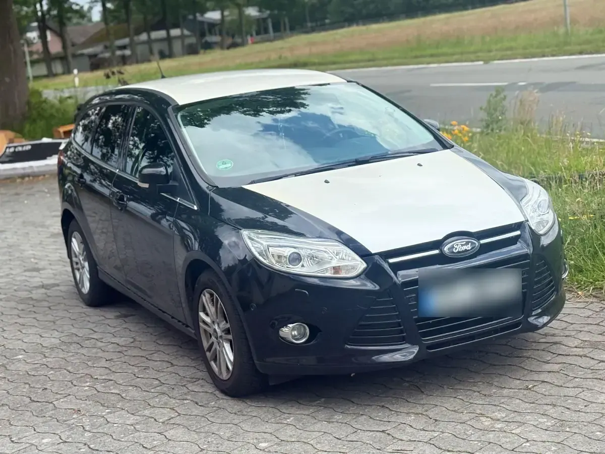 Gebraucht Ford Focus Titanium 163 PS (119 kW) 2014 Schwarz Kombi