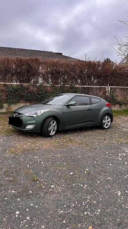 Schwarz Gebraucht 2012 Hyundai Veloster Style Kleinwagen | 6.600 € (Fairer Preis) - Bild 1/4