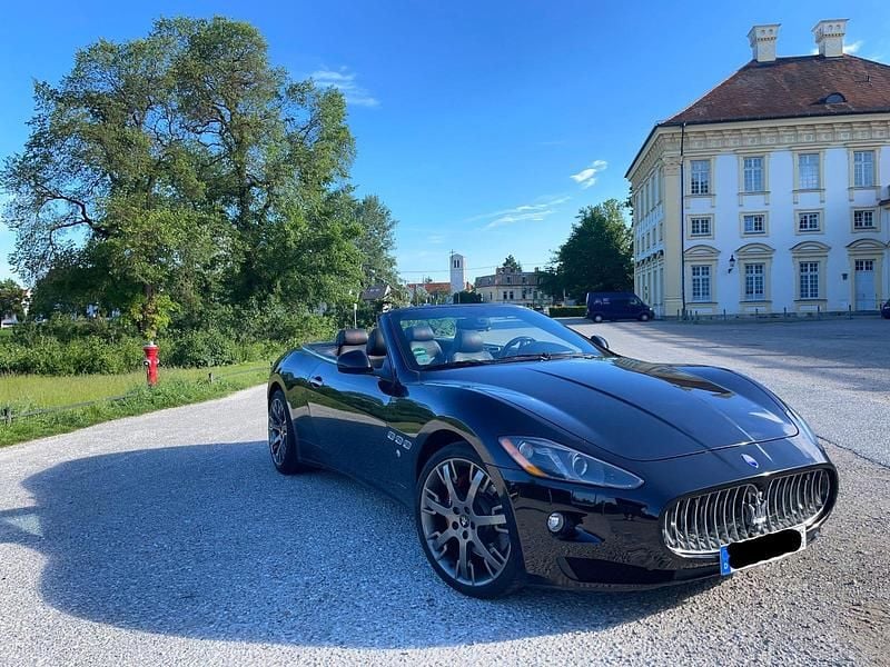 Gebraucht Maserati GranCabrio 450 PS (330 kW) 2014 Schwarz Cabrio