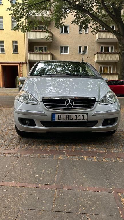 Gebraucht Mercedes A150 Classic 95 PS (69 kW) 2006 Silber Van / Kleinbus