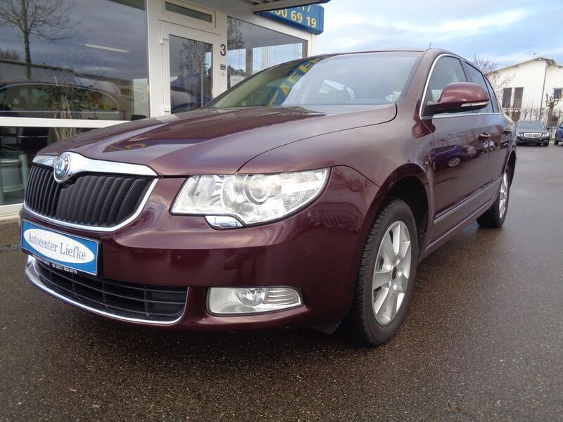 Gebraucht Skoda Superb Elegance 170 PS (125 kW) 2009 Rot Limousine