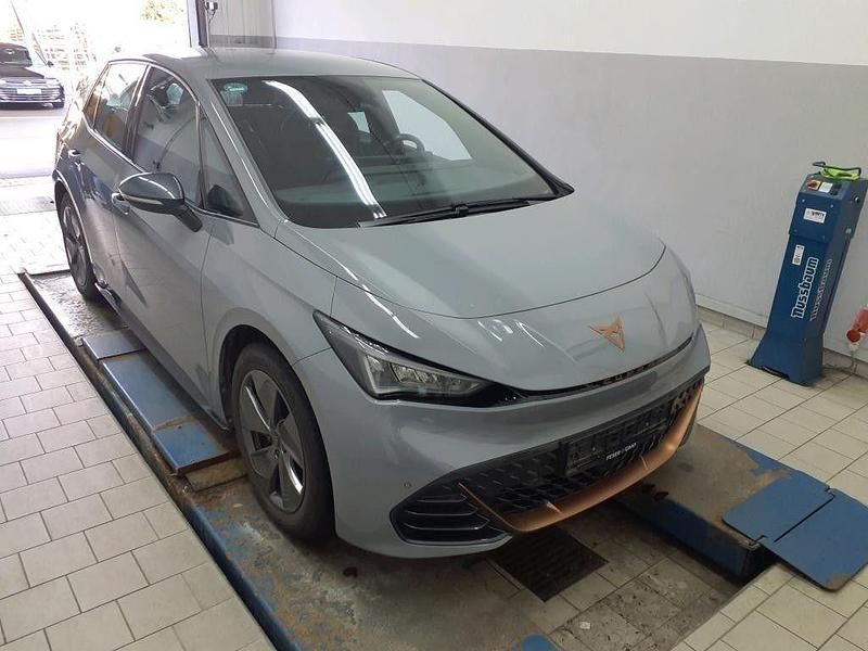 Gebraucht Cupra Born 150 kW (204 PS) 2023 Vaporgrau Kleinwagen