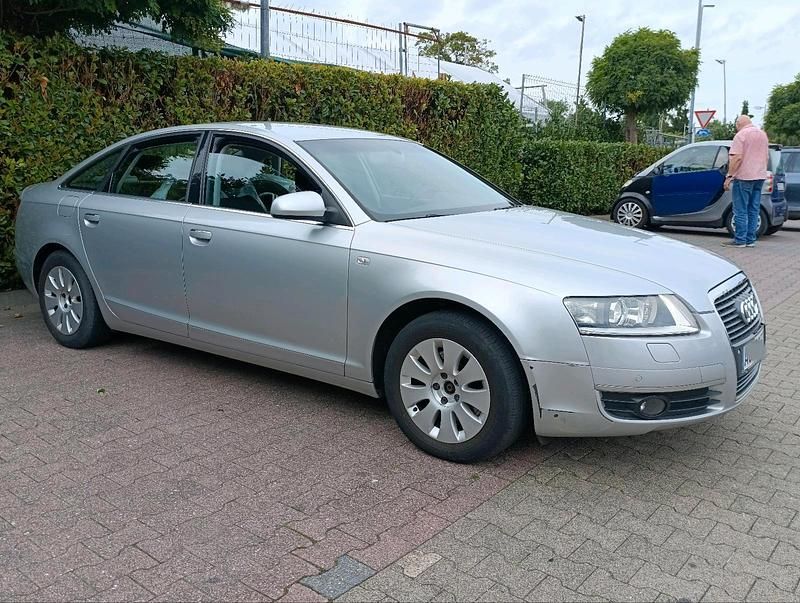 Grau Gebraucht 2005 Audi A6 Limousine | 4.400 € (Superpreis) - Bild 1/4