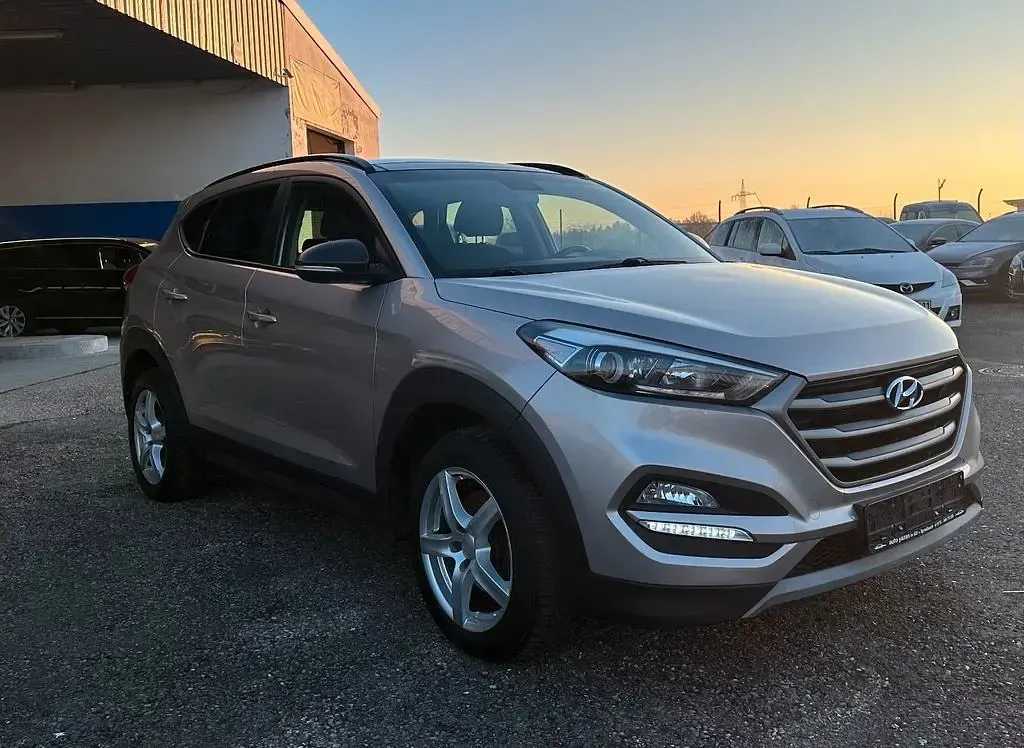 Gebraucht Hyundai Tucson 177 PS (130 kW) 2017 Silber SUV