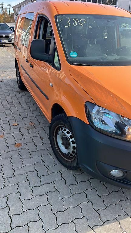 Orange Gebraucht 2011 VW Caddy Maxi Van / Kleinbus | 4.900 € (Superpreis) - Bild 1/4