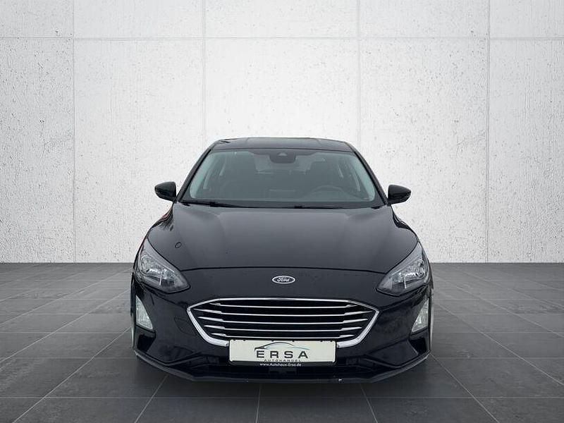 Gebraucht Ford Focus Titanium 120 PS (88 kW) 2020 Schwarz Limousine