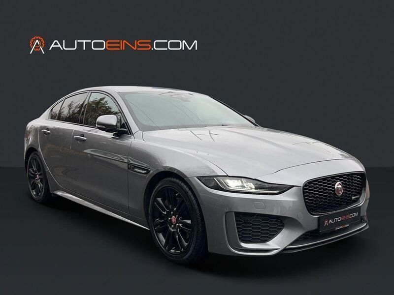 Grau Gebraucht 2020 Jaguar XE R-Dynamic Limousine | 24.888 € (Fairer Preis) - Bild 1/4