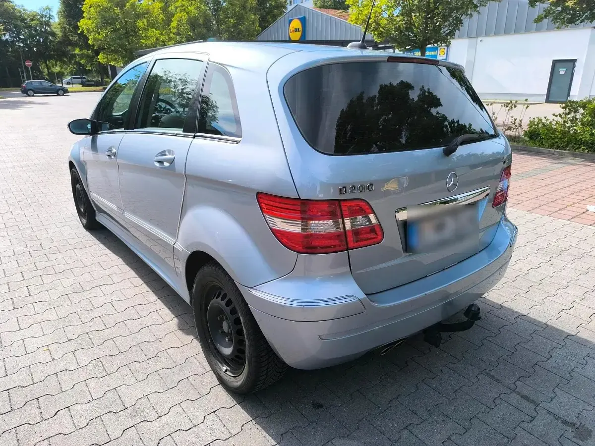 Gebraucht Mercedes B200 192 PS (141 kW) 2005 Blau Van / Kleinbus