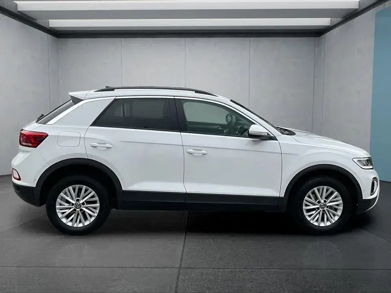 Gebraucht VW T-Roc 110 PS (80 kW) 2022 Weiß SUV