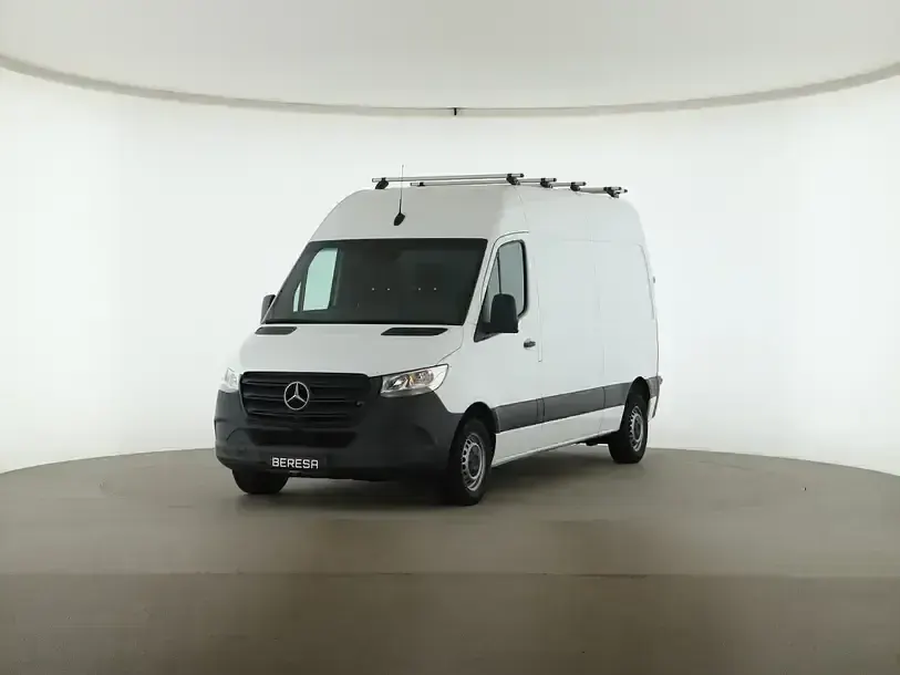 Używany Mercedes Sprinter 150 KM (110 kW) 2022 Biały Van
