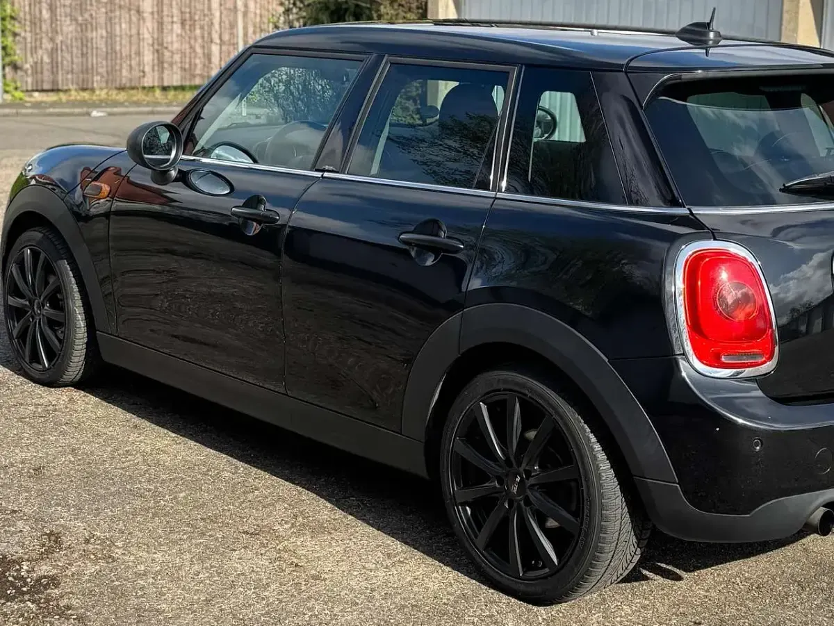 Gebraucht Mini ONE 75 PS (55 kW) 2015 Schwarz Kleinwagen