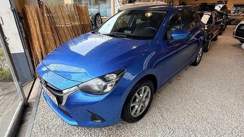 Gebraucht Mazda 2 Center-Line 75 PS (55 kW) 2015 Blau Limousine
