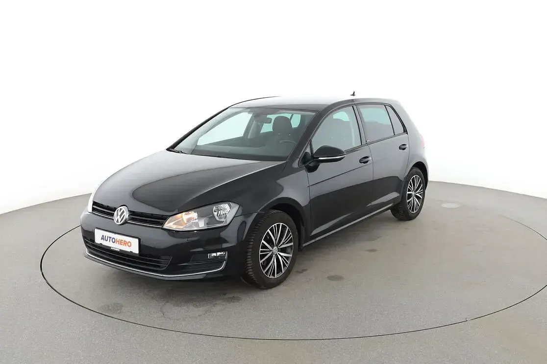 Gebraucht VW Golf VII Allstar 2016 Limousine