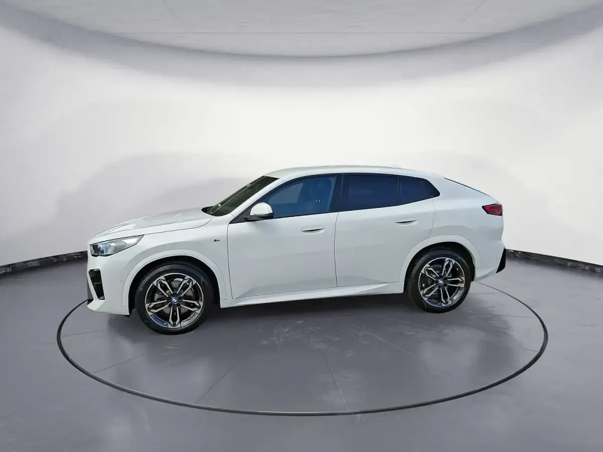 Gebraucht BMW X2 M Sport 170 PS (125 kW) 2025 SUV
