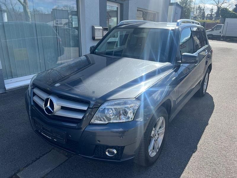 Gebraucht Mercedes GLK220 170 PS (125 kW) 2011 Tenoritgrau SUV