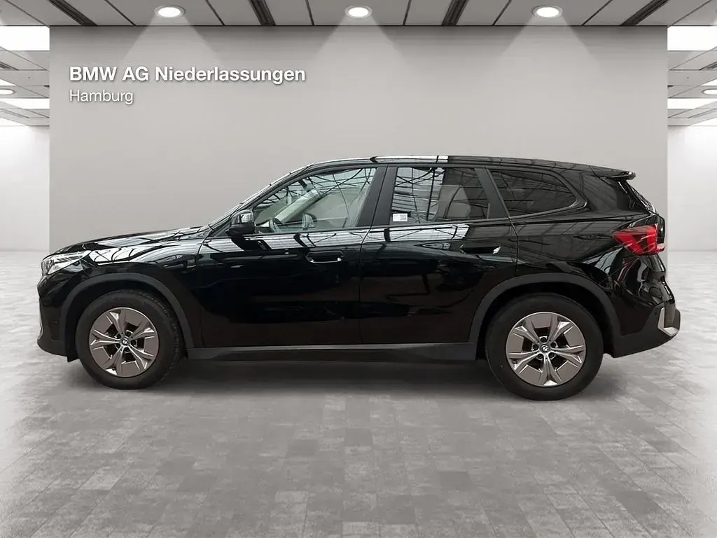 Gebraucht BMW iX1 Performance 200 kW (272 PS) 2023 Schwarz SUV