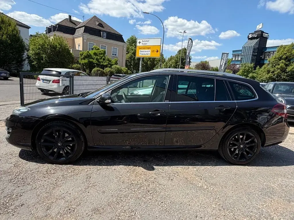 Gebraucht Renault Laguna III GT 150 PS (110 kW) 2011 Schwarz Limousine