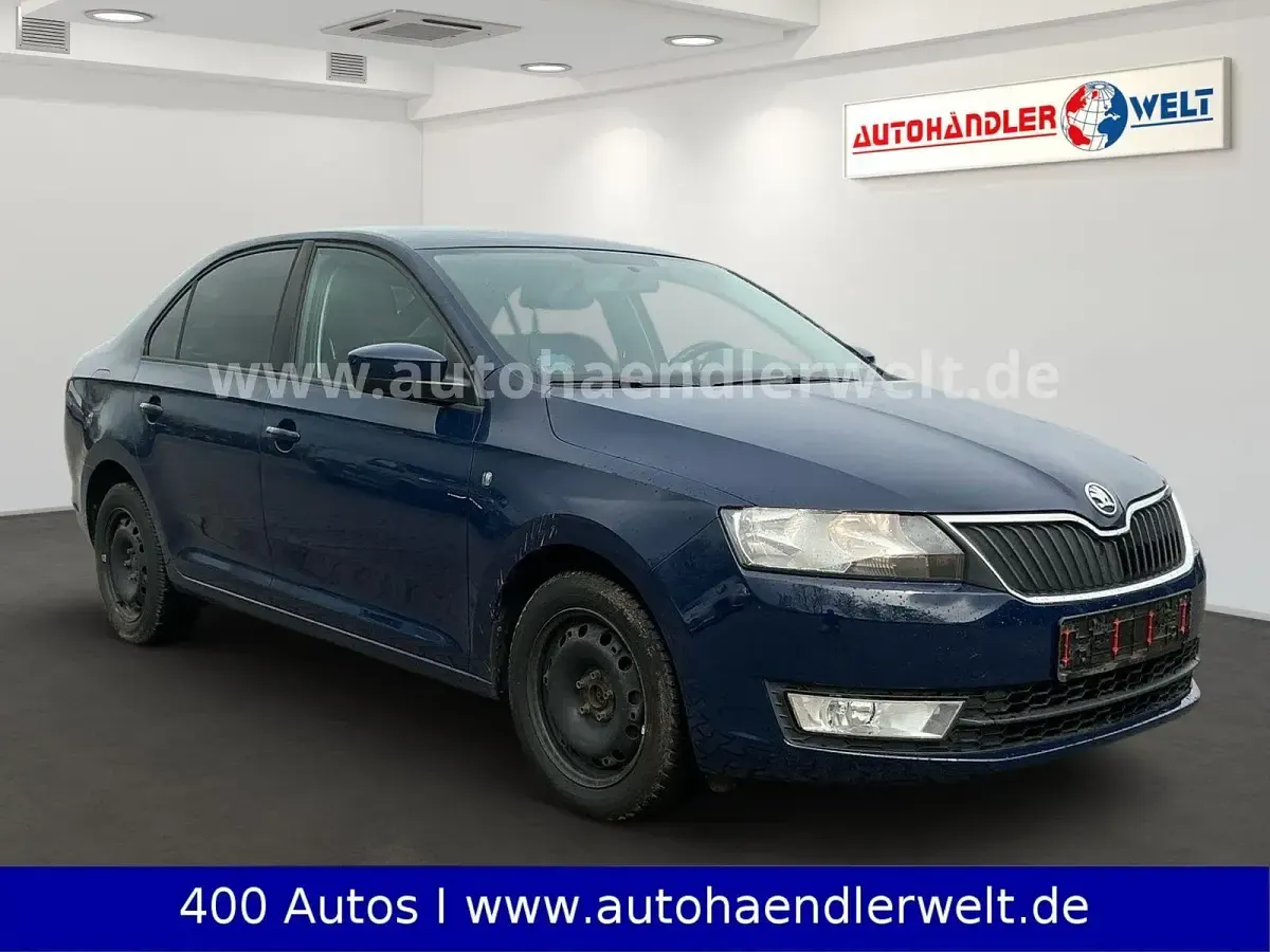 Gebraucht Skoda Rapid Active 90 PS (66 kW) 2015 Blau Kleinwagen