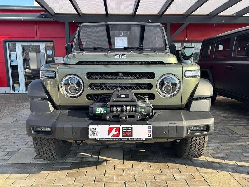 Neu BAW 212 166 PS (122 kW) 2026 Grau/grün/weiß/schwarz bestell SUV