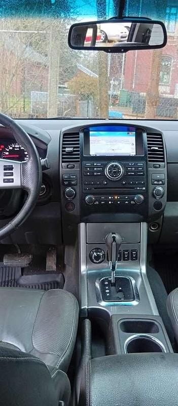 Gebraucht Nissan Navara 231 PS (169 kW) 2010 Abholung