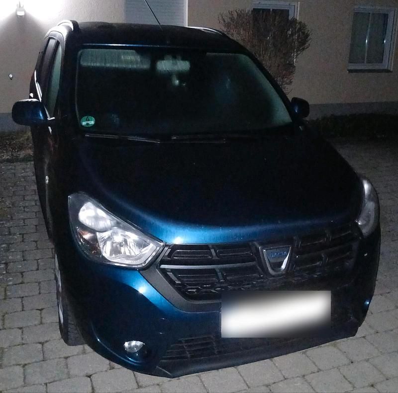 Gebraucht Dacia Lodgy 115 PS (84 kW) 2018 Blau Van / Kleinbus