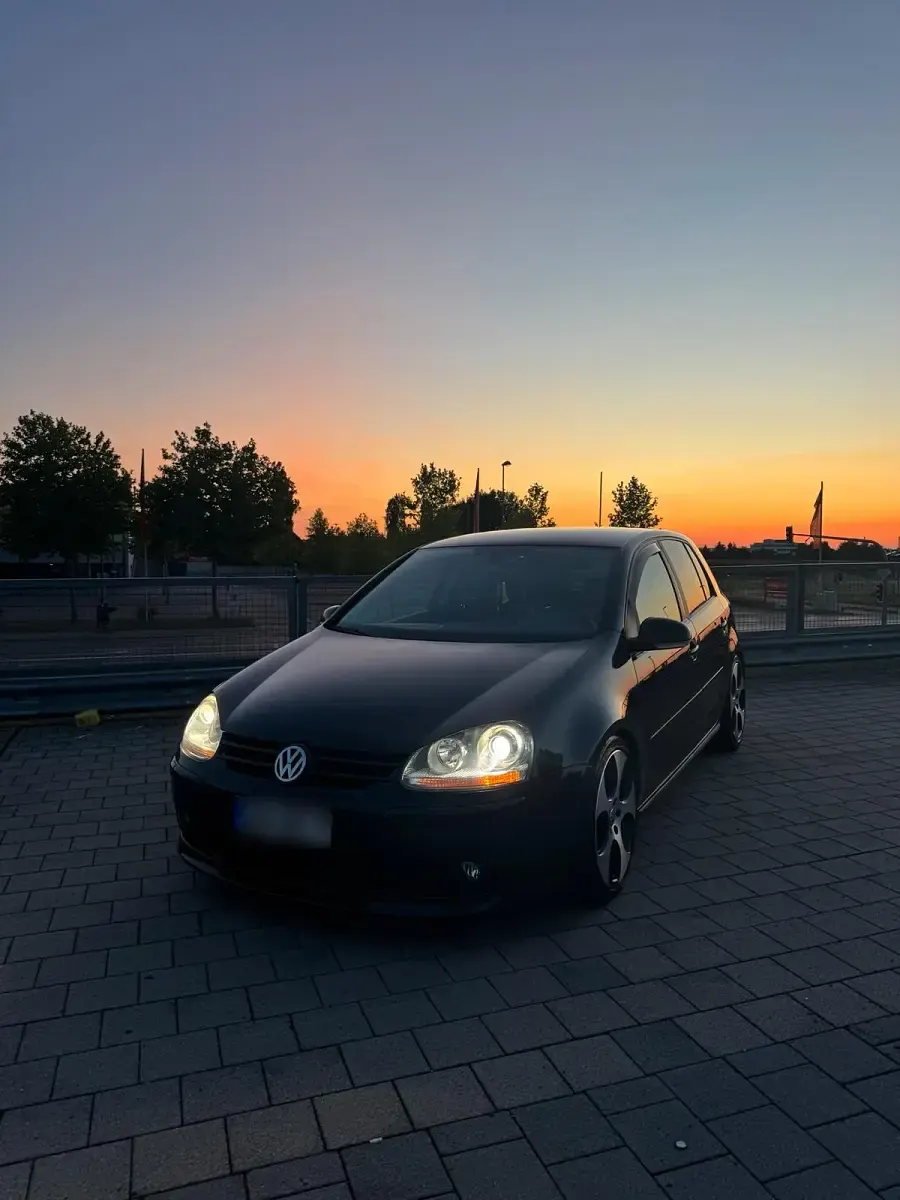 Gebraucht VW Golf IV 140 PS (102 kW) 2005 Schwarz Limousine