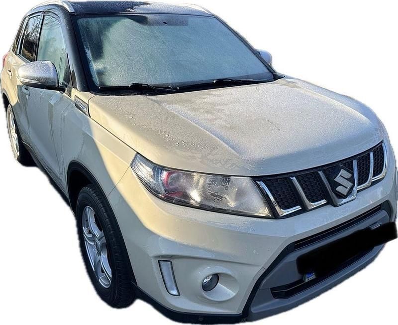 Gebraucht Suzuki Vitara 140 PS (102 kW) 2017 Beige SUV