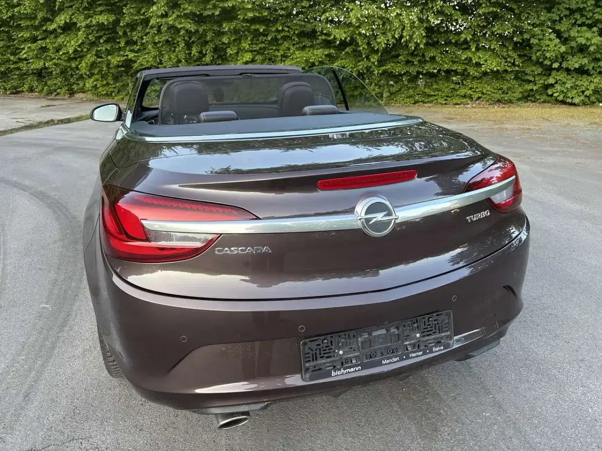 Gebraucht Opel Cascada Innovation 170 PS (125 kW) 2018 Braun Cabrio