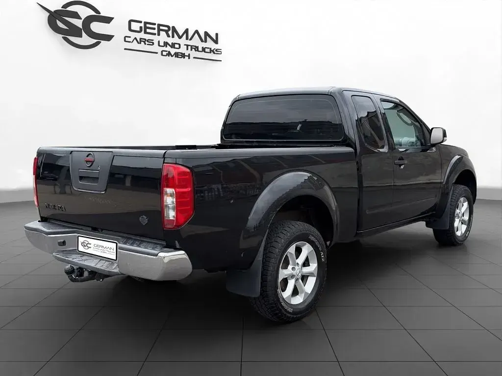 Gebraucht Nissan Navara SE 190 PS (139 kW) 2013 Schwarz Pickup