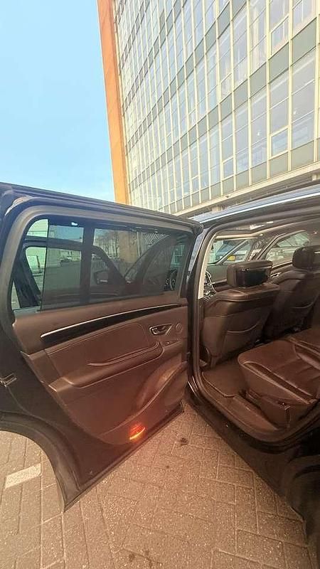 Gebraucht Renault Espace Initiale Paris 200 PS (147 kW) 2017 Schwarz Van / Kleinbus