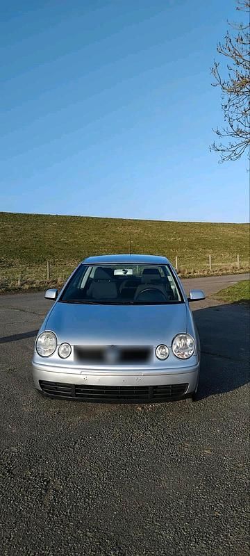 Gebraucht VW Polo 54 PS (39 kW) 2002 Silber Kleinwagen