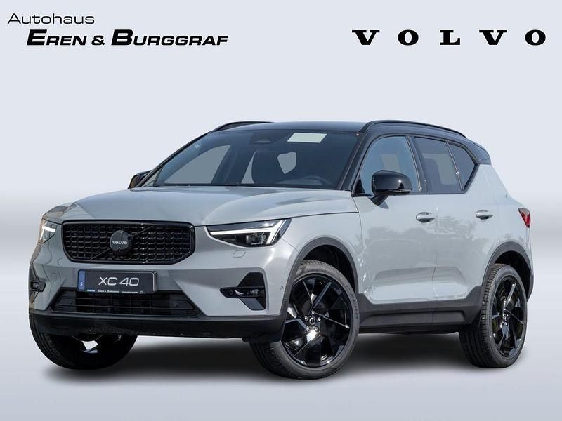 Grau Neu 2025 Volvo XC40 Plus SUV | 46.680 € (Teuer) - Bild 1/4