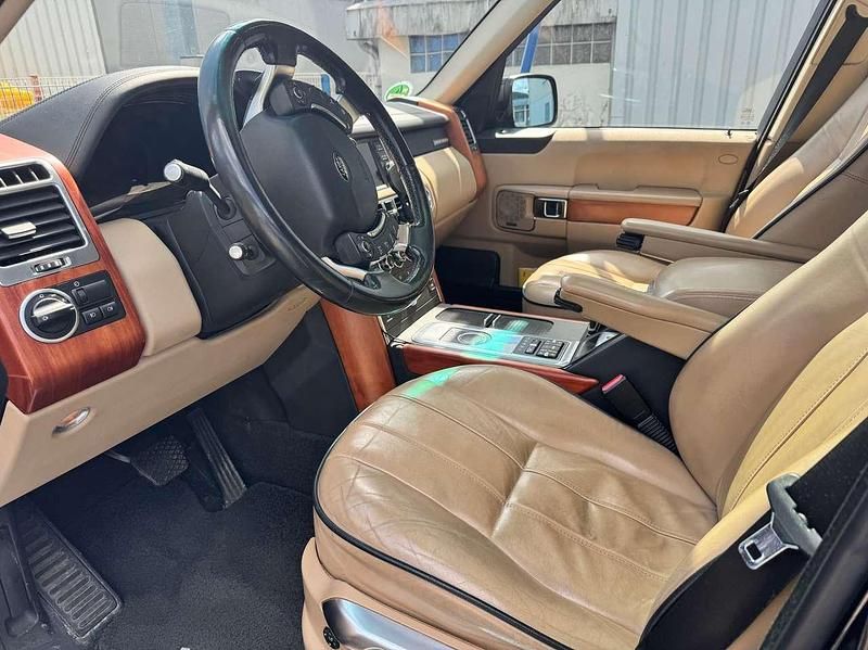 Gebraucht Land Rover Range Rover Vogue 313 PS (230 kW) 2011 Schwarz SUV