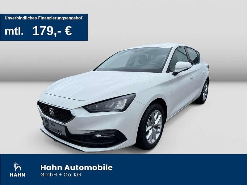 Weiß Gebraucht 2022 Seat Leon Style Limousine | 18.460 € (Fairer Preis) - Bild 1/3