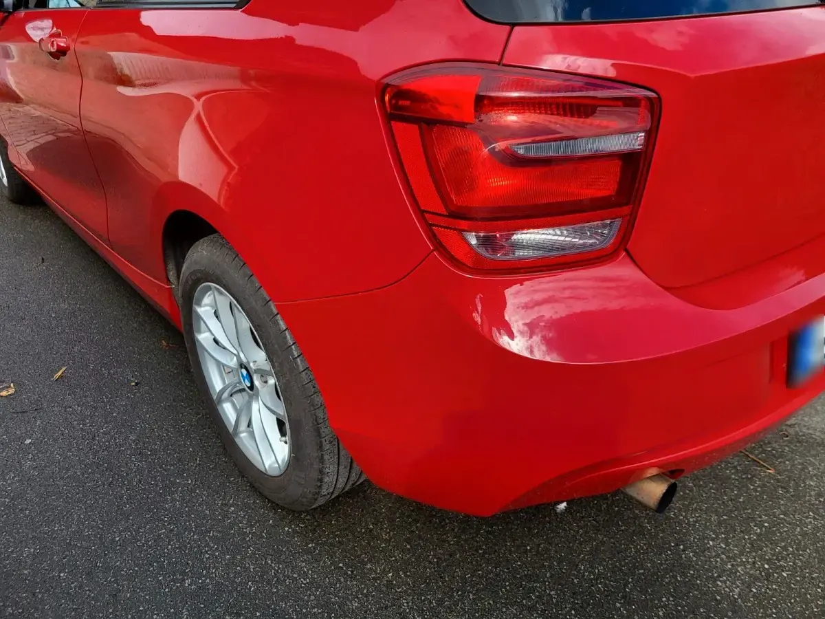 Gebraucht BMW 114 102 PS (75 kW) 2013 Rot Kleinwagen