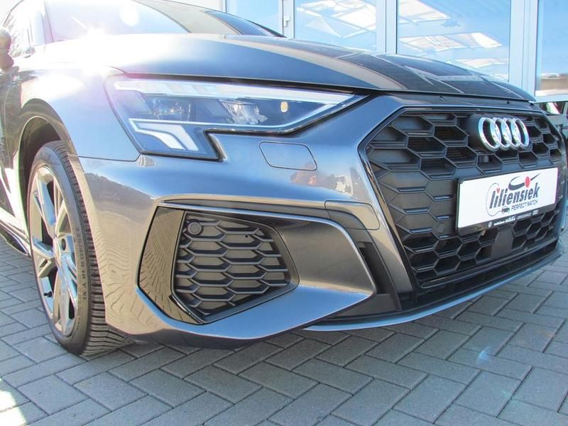 Gebraucht Audi A3 S-Line 245 PS (180 kW) 2022 Grau Limousine
