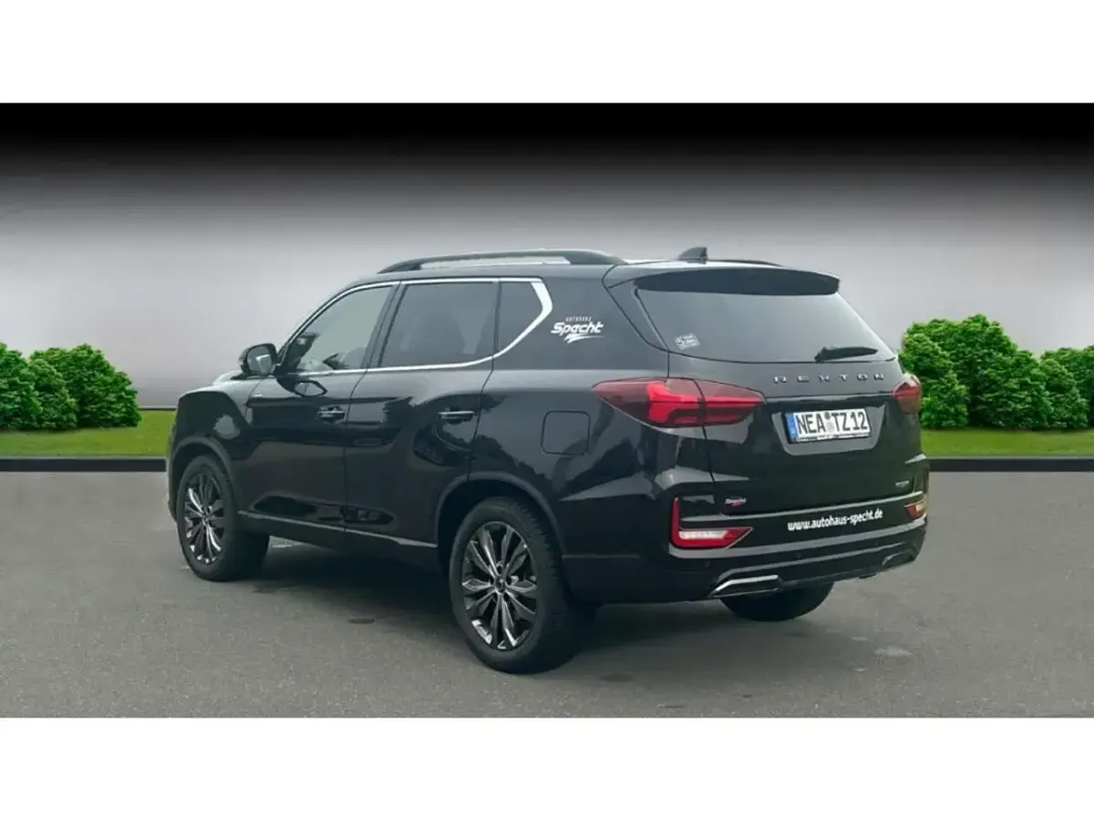 Gebraucht SsangYong Rexton 203 PS (149 kW) 2025 Schwarz SUV