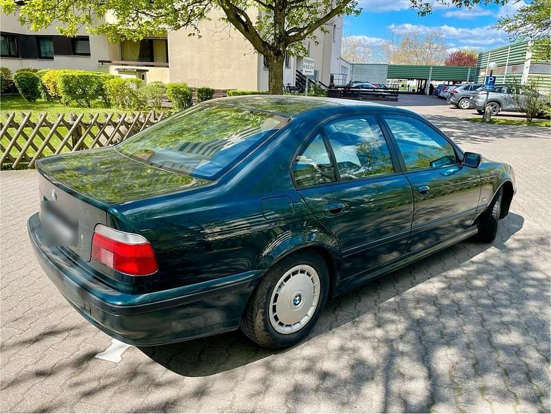 Gebraucht BMW 523 170 PS (125 kW) 1998 Grün Limousine