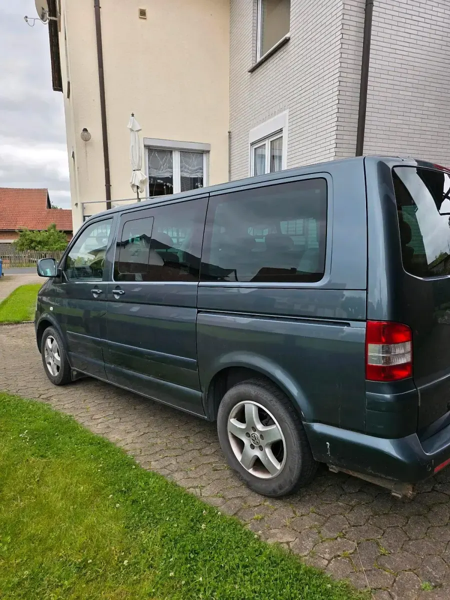Gebraucht VW Multivan Highline 174 PS (127 kW) 2004 Grau Van / Kleinbus