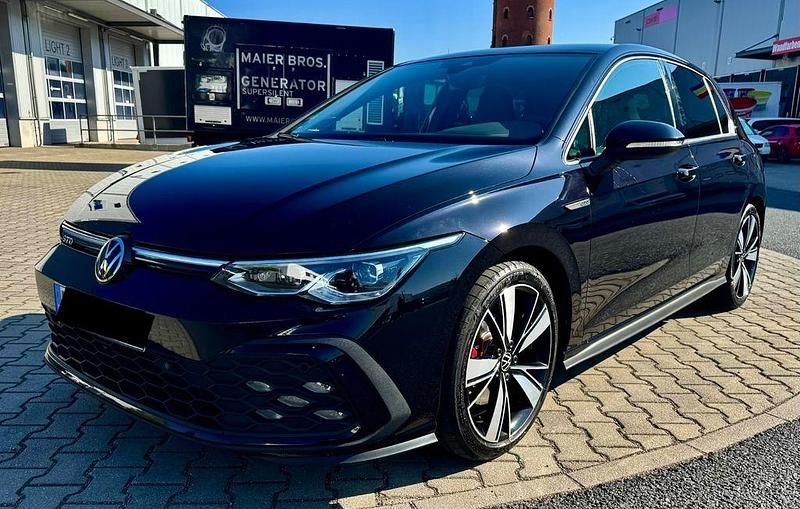 Schwarz Gebraucht 2022 VW Golf VIII GTD Limousine | 28.500 € (Superpreis) - Bild 1/4
