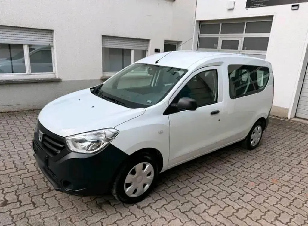 Second-hand Dacia Dokker 83 CP (61 kW) 2013 Alb Monovolum