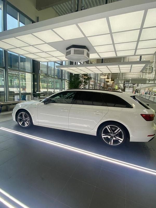 Gebraucht Audi A4 Sport 218 PS (160 kW) 2017 Weiß Kombi